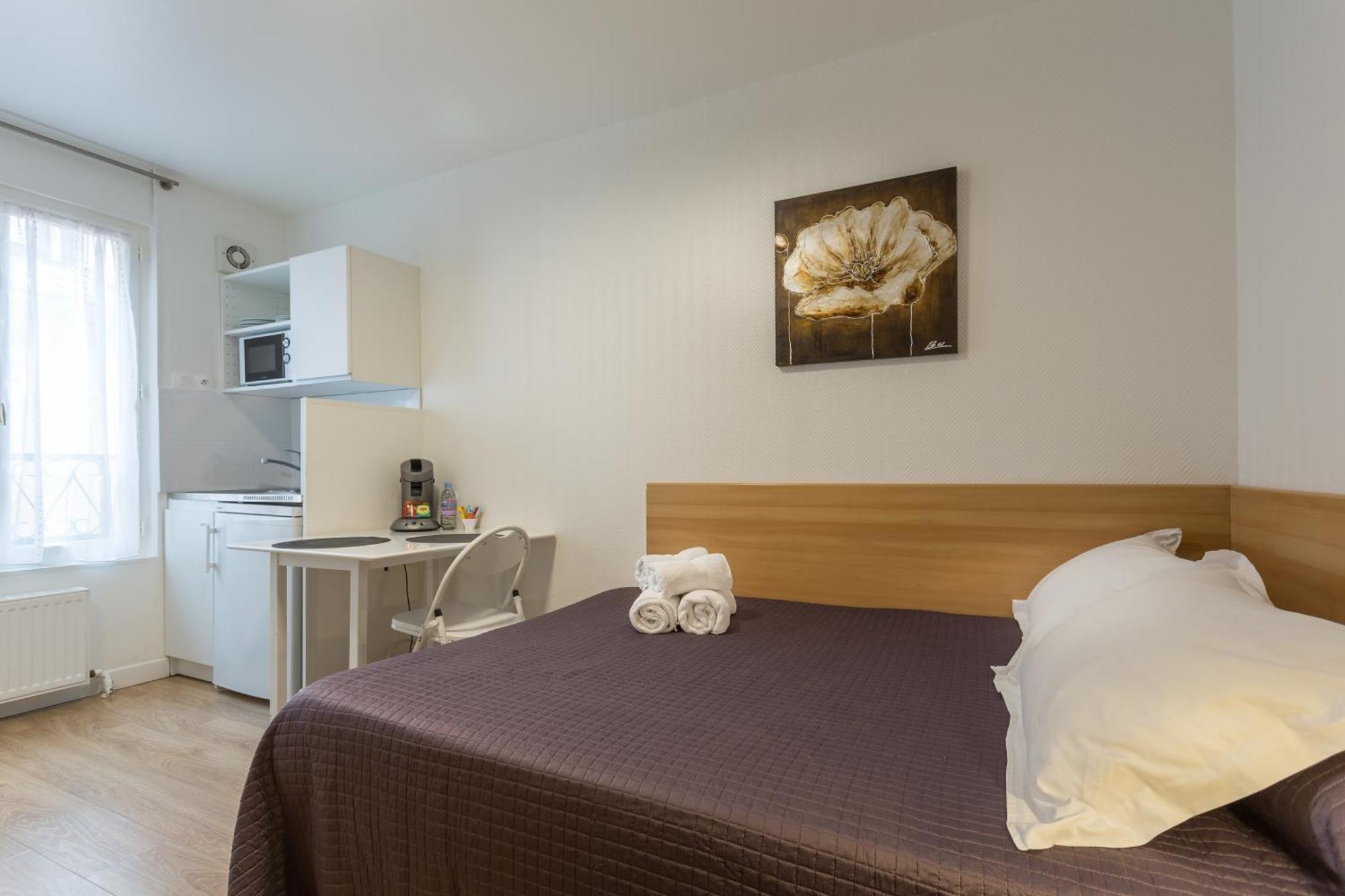 Hotel De L'Horloge Paris Phòng bức ảnh