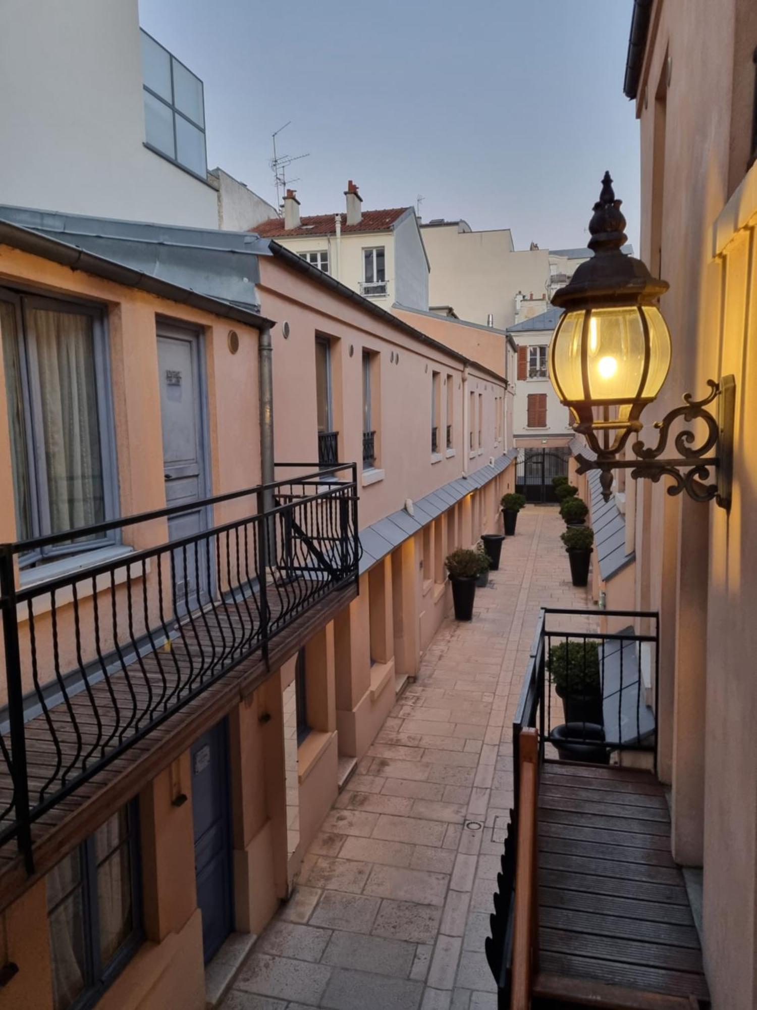 Hotel De L'Horloge Paris Ngoại thất bức ảnh